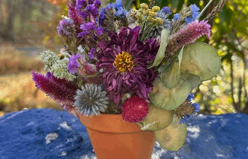 photo of flower arrangement